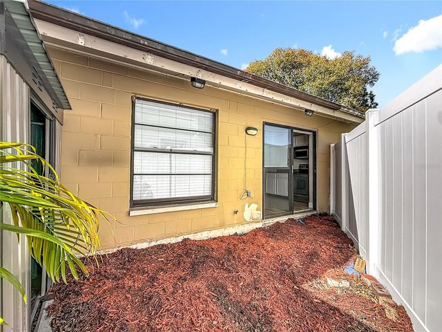 5108 RAVENSDALE WAY, Tampa, FL 33624