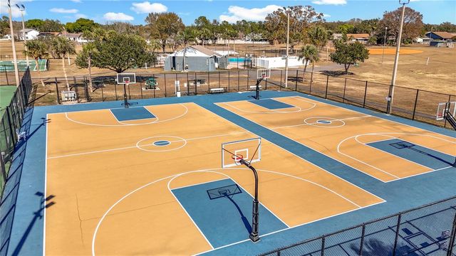 5108 RAVENSDALE WAY, Tampa, FL 33624