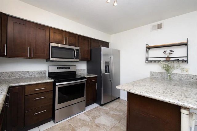 2925 Via Libertad, Carlsbad, CA 92010