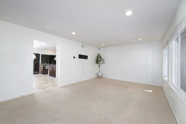 2925 Via Libertad, Carlsbad, CA 92010