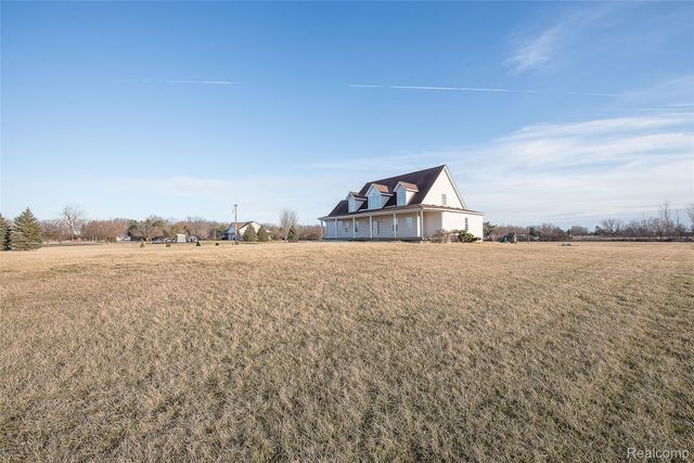 2611 Toben Road, Frenchtown Township, MI 48117