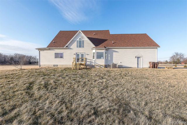 2611 Toben Road, Frenchtown Township, MI 48117