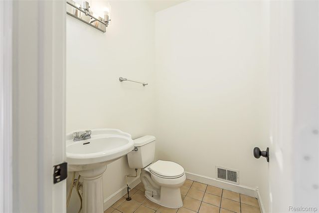 2611 Toben Road, Frenchtown Township, MI 48117