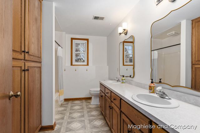 873 Northpointe Drive Sw, Byron Twp, MI 49315