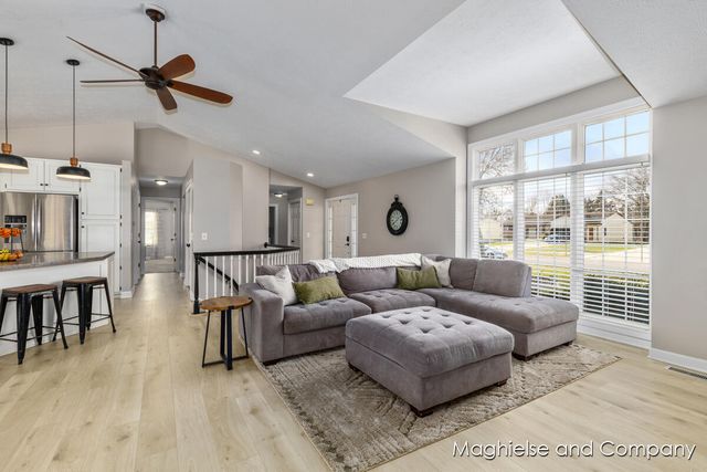 873 Northpointe Drive Sw, Byron Twp, MI 49315