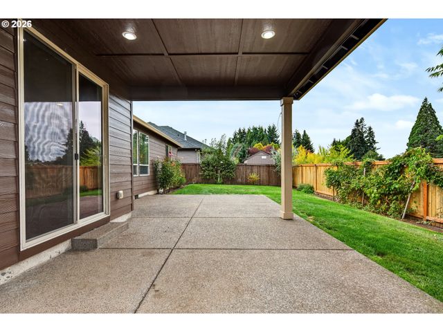 1335 S LARCH St, Canby, OR 97013