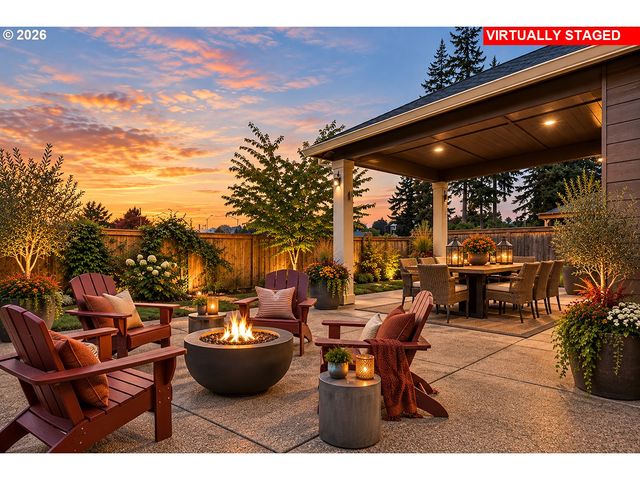 1335 S LARCH St, Canby, OR 97013