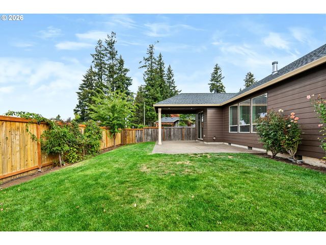 1335 S LARCH St, Canby, OR 97013