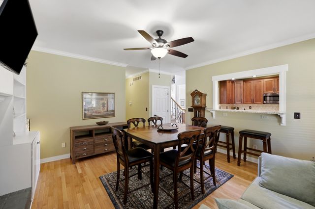 944 Rockbridge Road, Lexington, KY 40515