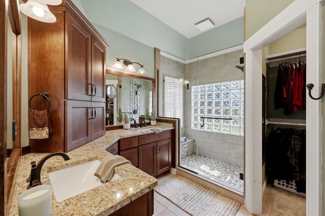 944 Rockbridge Road, Lexington, KY 40515