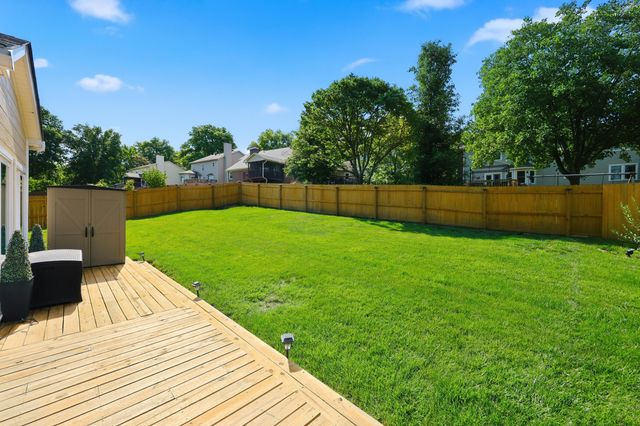 944 Rockbridge Road, Lexington, KY 40515