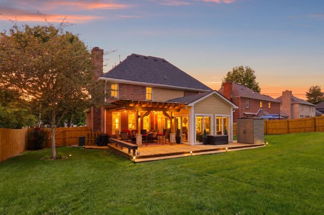 944 Rockbridge Road, Lexington, KY 40515
