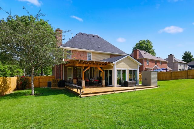 944 Rockbridge Road, Lexington, KY 40515