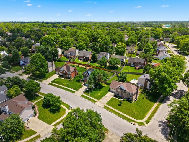 944 Rockbridge Road, Lexington, KY 40515