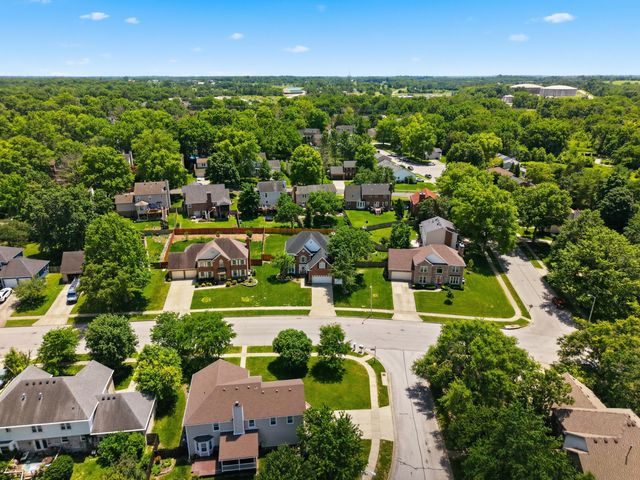 944 Rockbridge Road, Lexington, KY 40515