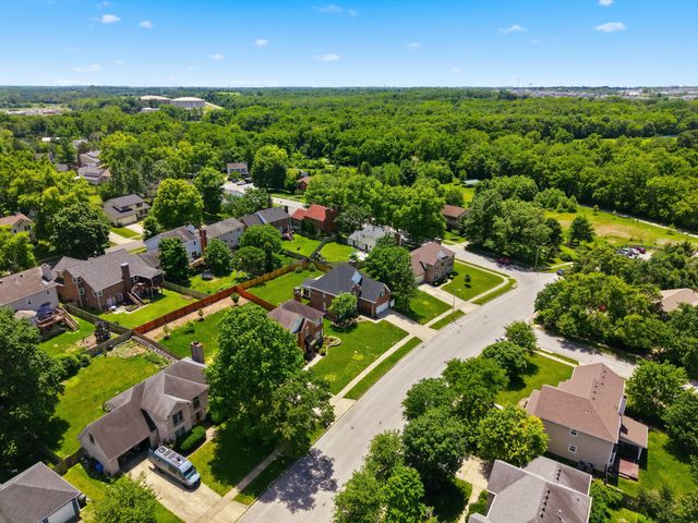 944 Rockbridge Road, Lexington, KY 40515