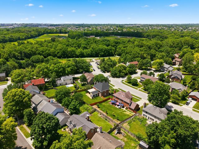 944 Rockbridge Road, Lexington, KY 40515