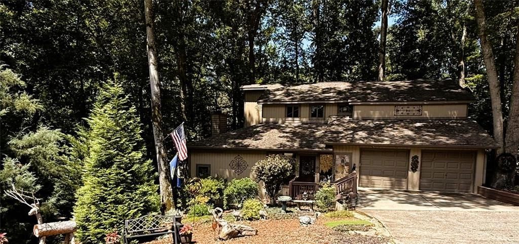 3865 Mabry NE Road, Roswell, GA 30075