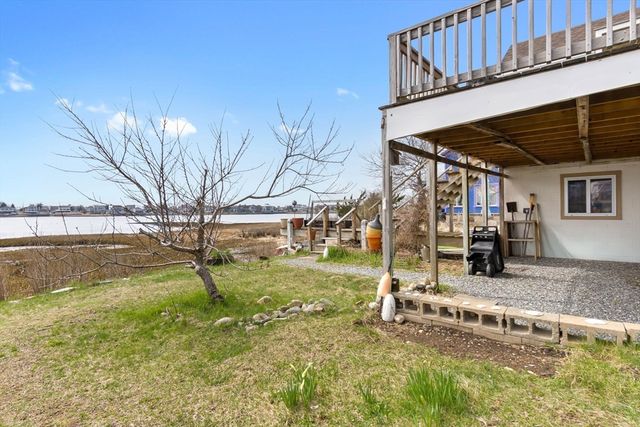 1 Basin Front Dr, Newbury, MA 01951