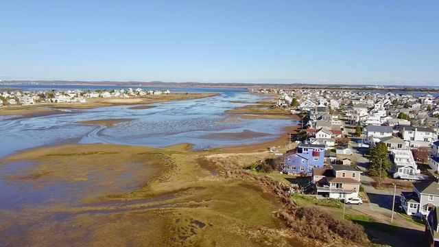 1 Basin Front Dr, Newbury, MA 01951