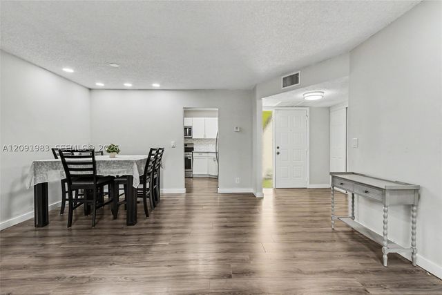 4161 S Carambola Cir S 2158, Coconut Creek, FL 33066