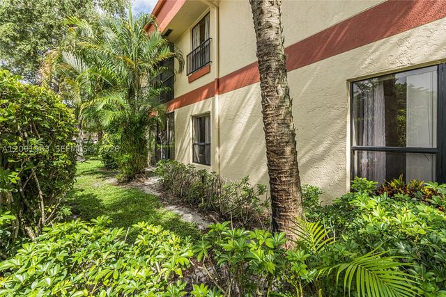4161 S Carambola Cir S 2158, Coconut Creek, FL 33066