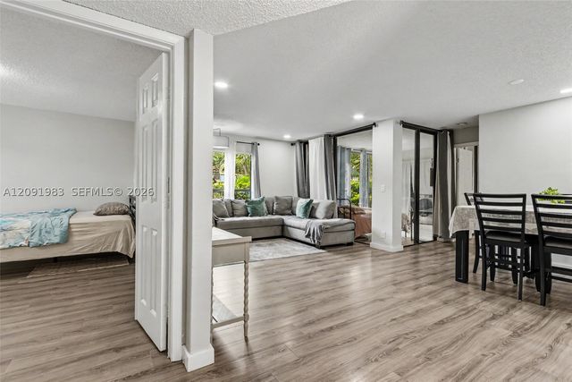 4161 S Carambola Cir S 2158, Coconut Creek, FL 33066