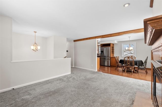 4000 Marlton Circle, Salina, NY 13090