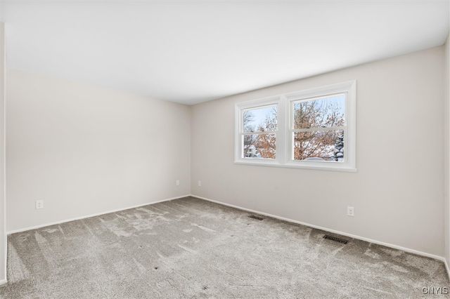 4000 Marlton Circle, Salina, NY 13090