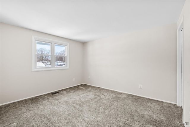 4000 Marlton Circle, Salina, NY 13090