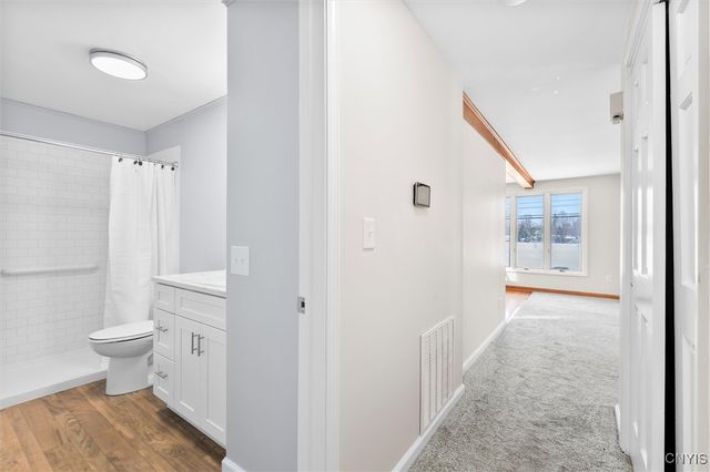 4000 Marlton Circle, Salina, NY 13090