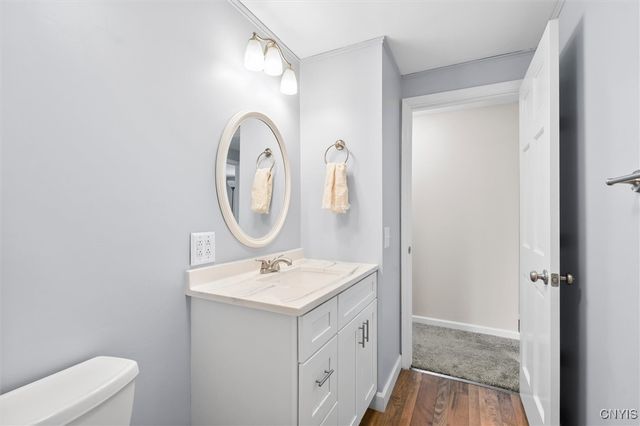 4000 Marlton Circle, Salina, NY 13090