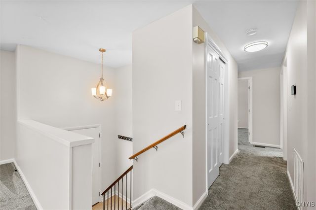 4000 Marlton Circle, Salina, NY 13090