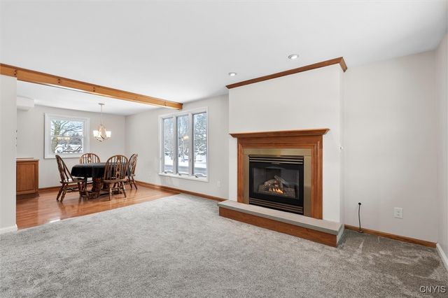 4000 Marlton Circle, Salina, NY 13090