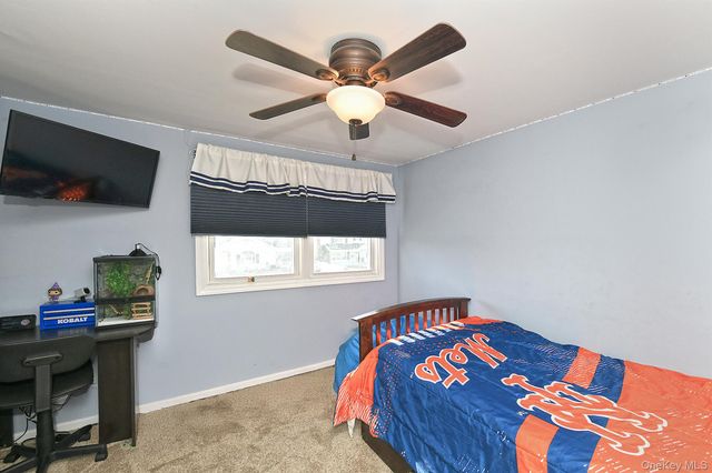 53 Clay Lane, Levittown, NY 11756