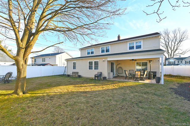 53 Clay Lane, Levittown, NY 11756