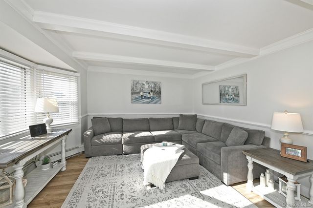 53 Clay Lane, Levittown, NY 11756