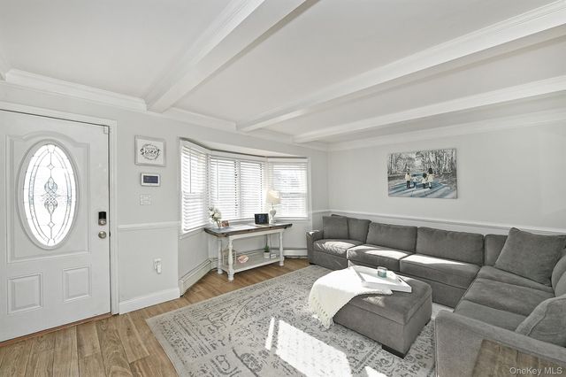 53 Clay Lane, Levittown, NY 11756