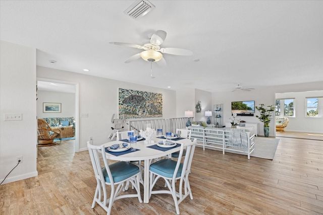 611 S CASEY KEY ROAD, Nokomis, FL 34275