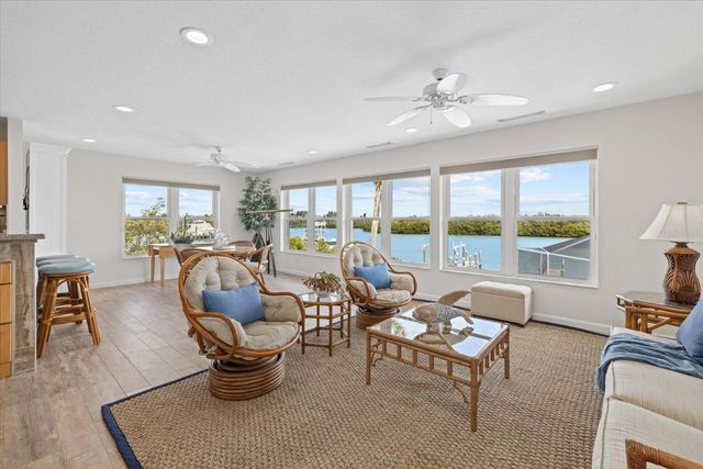 611 S CASEY KEY ROAD, Nokomis, FL 34275