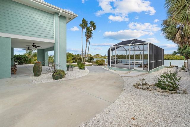 611 S CASEY KEY ROAD, Nokomis, FL 34275