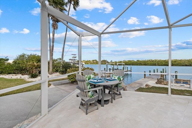 611 S CASEY KEY ROAD, Nokomis, FL 34275