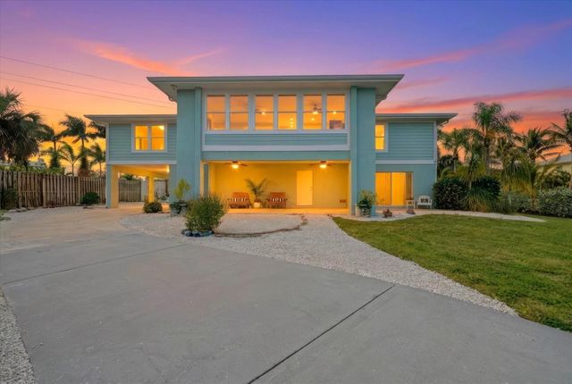 611 S CASEY KEY ROAD, Nokomis, FL 34275