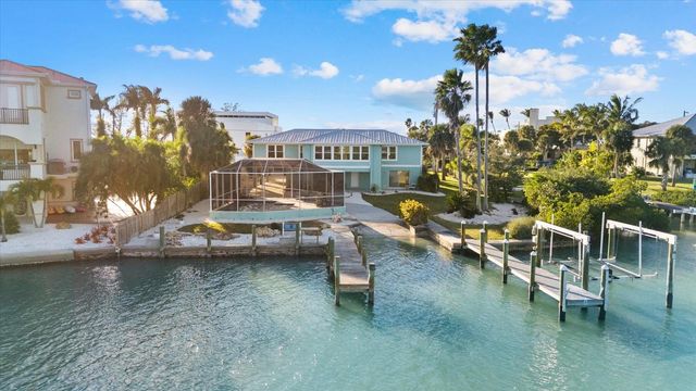 611 S CASEY KEY ROAD, Nokomis, FL 34275