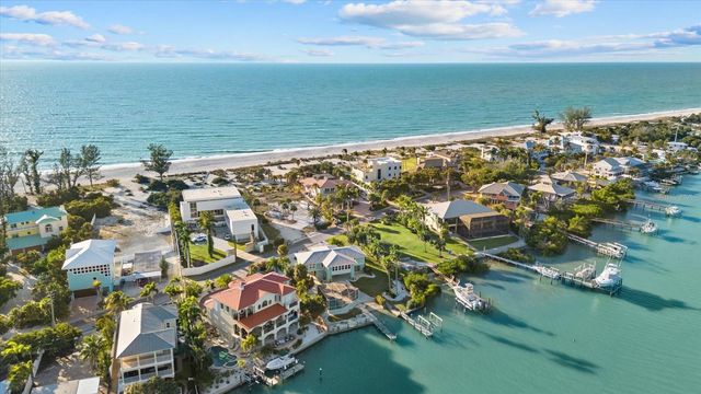 611 S CASEY KEY ROAD, Nokomis, FL 34275