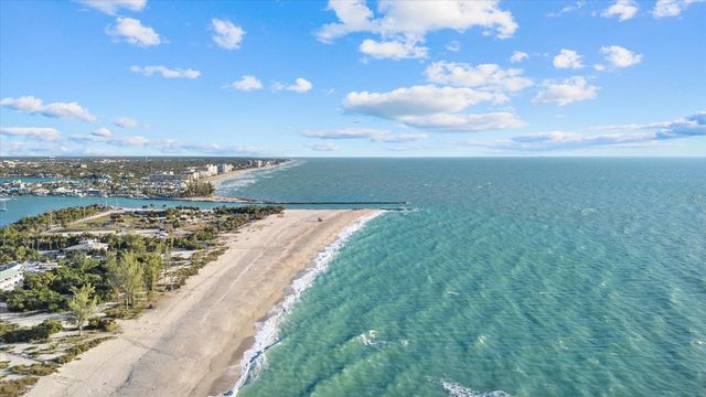 611 S CASEY KEY ROAD, Nokomis, FL 34275