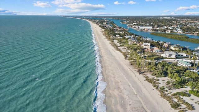 611 S CASEY KEY ROAD, Nokomis, FL 34275