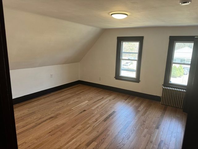 129 Turnpike St, Easton, MA 02375