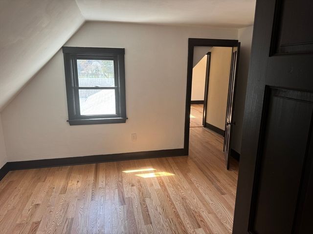 129 Turnpike St, Easton, MA 02375