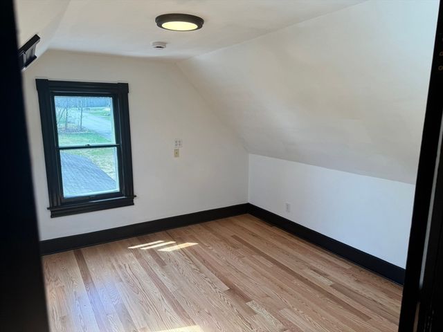 129 Turnpike St, Easton, MA 02375